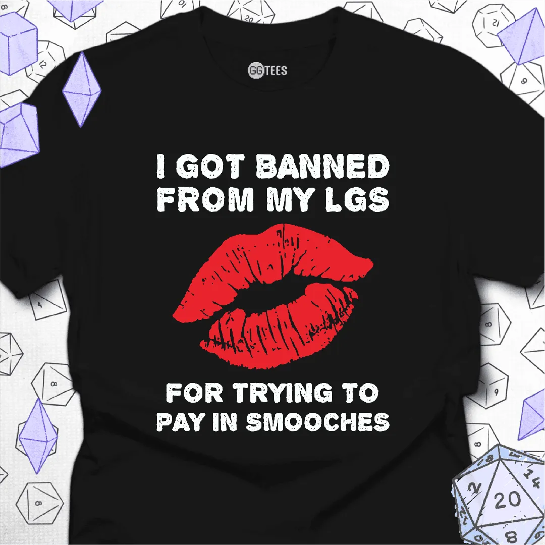 Smooches T-Shirt - GG Tees